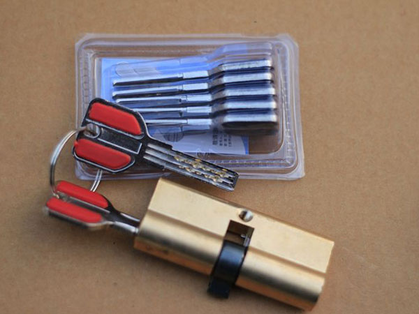 茂名市24小时上门开锁公司